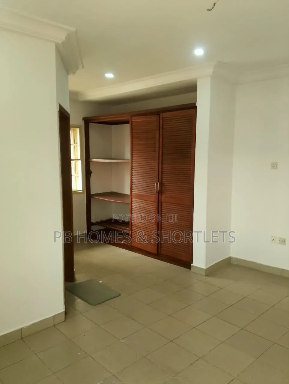 1bdrm Penthouse in Lekki Phase 1 for rent in Lekki Phase 1