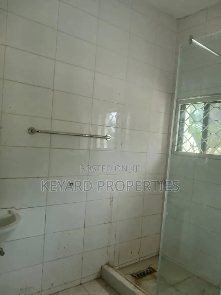 3bdrm Apartment in Wuse 2 for rent in Wuse 2