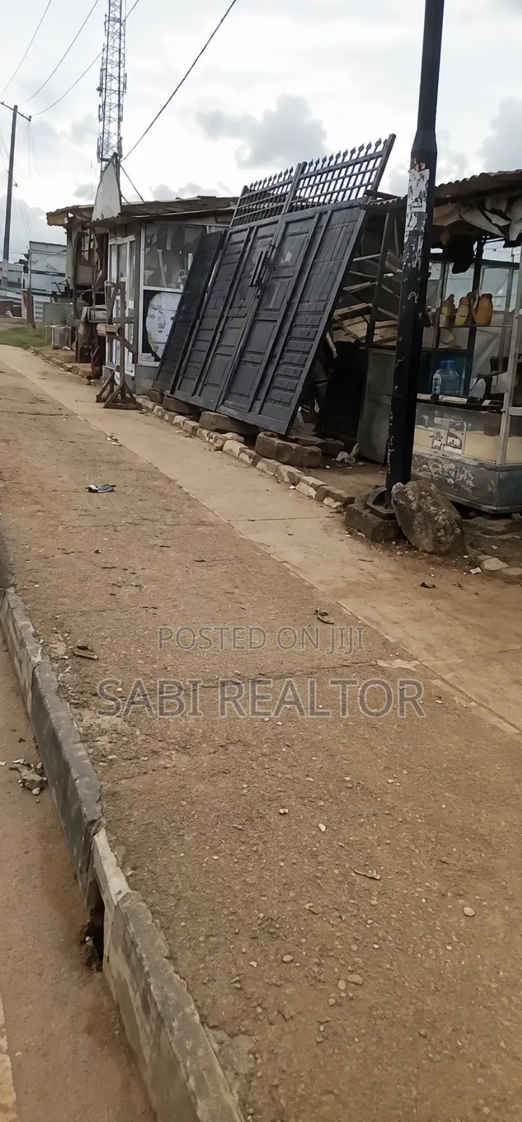 One & Half Corner Piece of Land With CofO Facing Ishefun Road Ayobo in Ayobo
