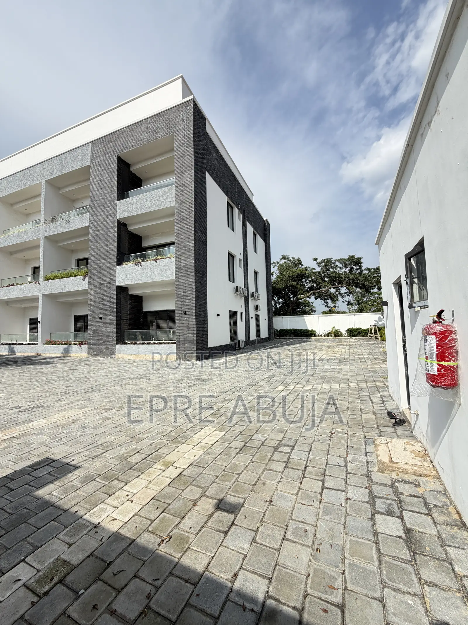 3bdrm Penthouse in Gwarinpa for rent in Gwarinpa