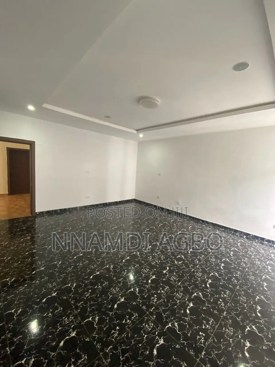 4bdrm Duplex in Lafiaji for rent in Lafiaji