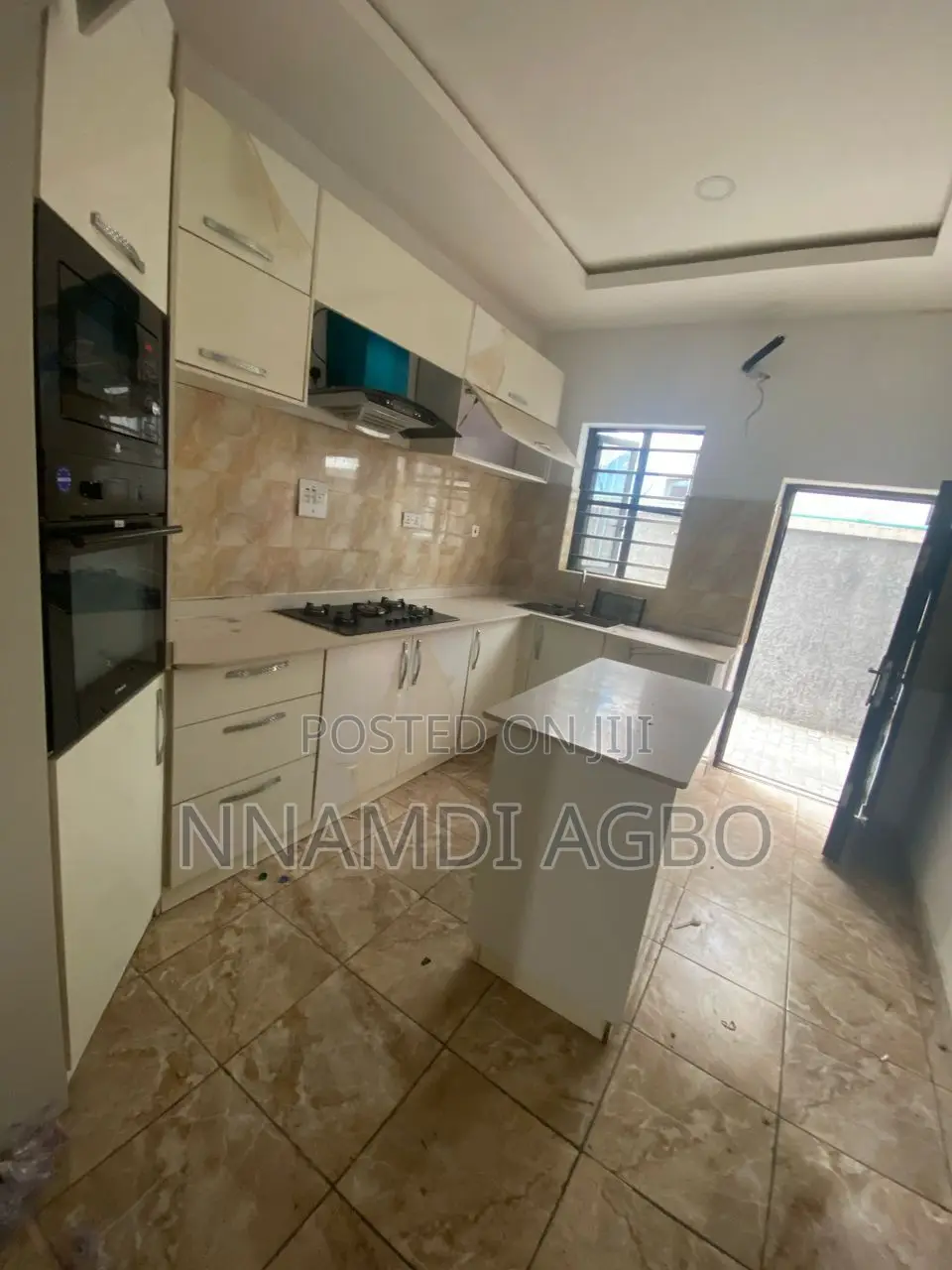 4bdrm Duplex in Lafiaji for rent in Lafiaji