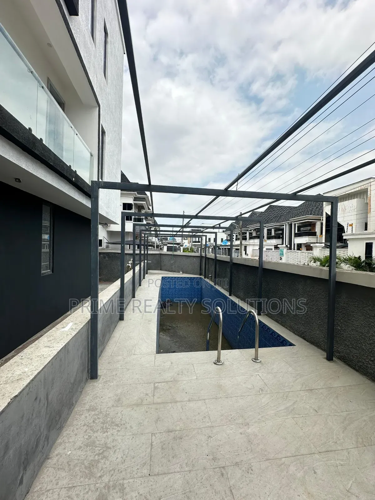 Furnished 5bdrm Duplex in Lekki Phase 1 for sale in Lekki Phase 1
