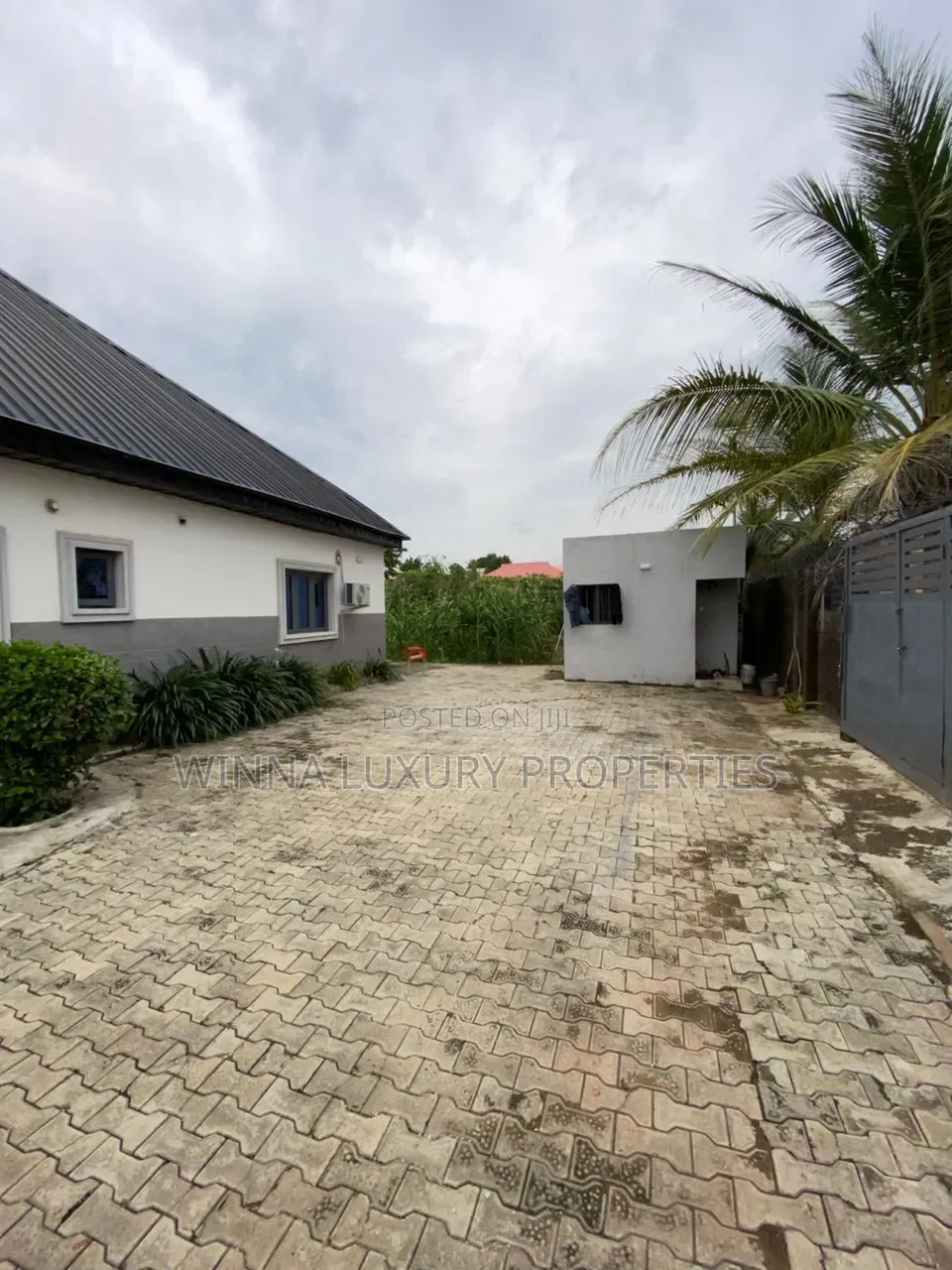 3bdrm Bungalow in Jedo Estate, Lugbe District for sale in Lugbe District