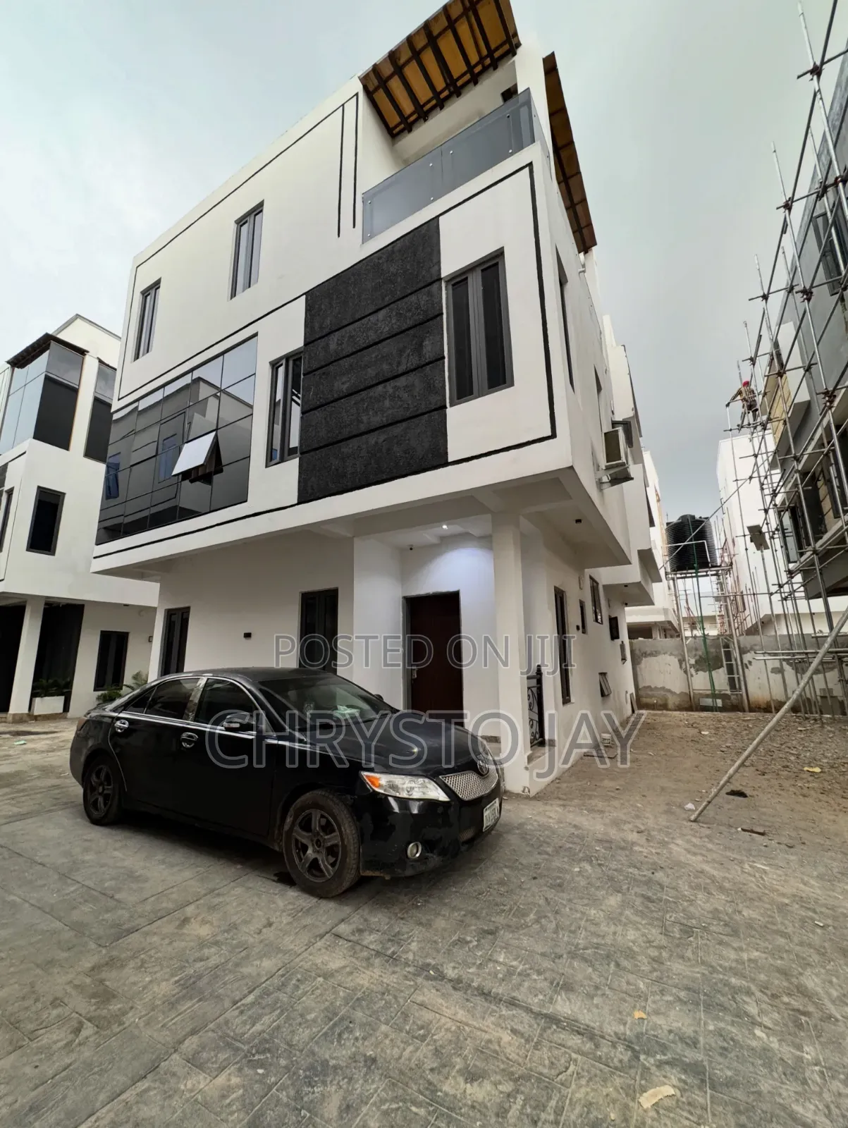 Furnished 5bdrm Duplex in Jahi for sale in Jahi