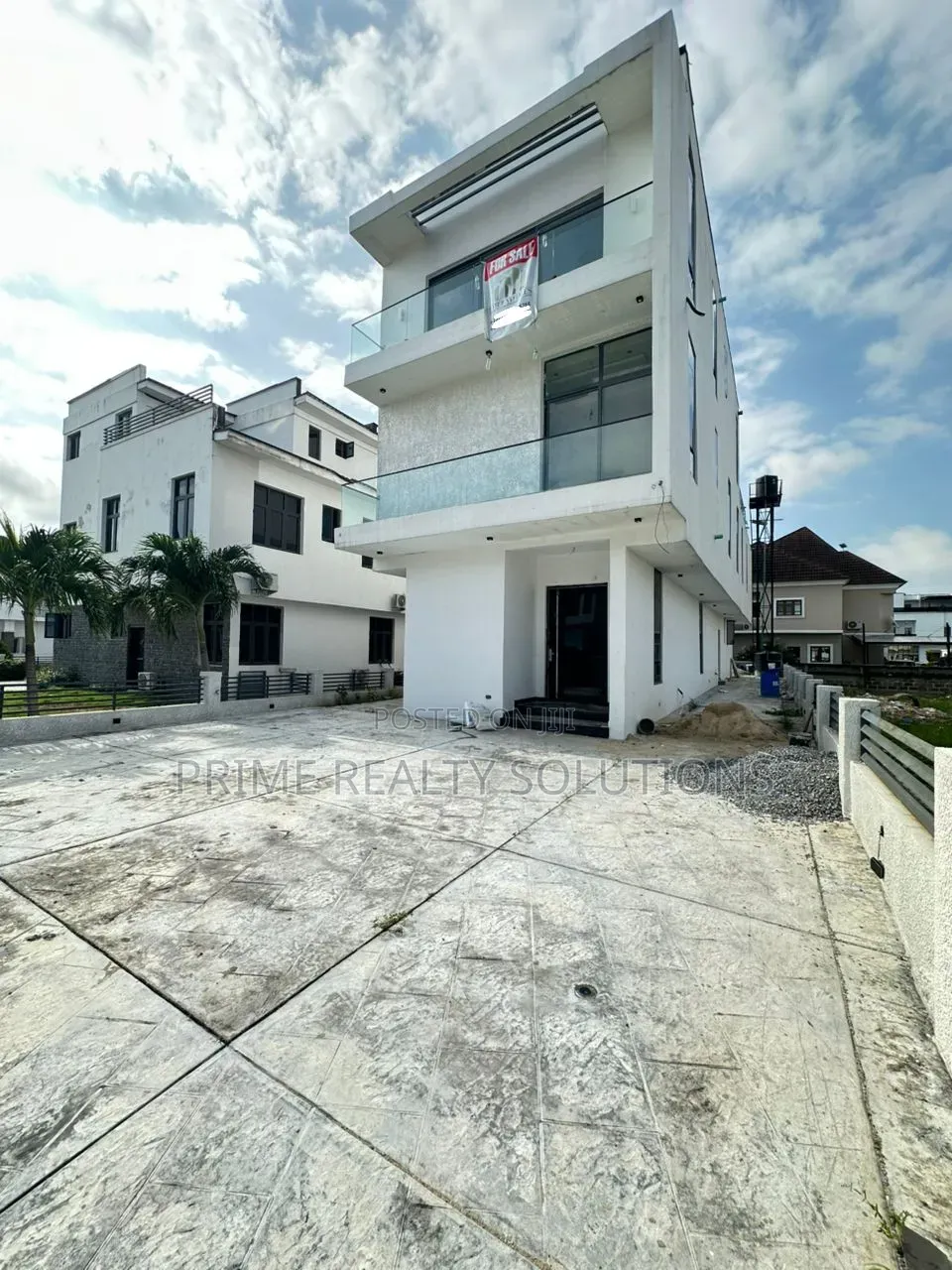 Furnished 5bdrm Duplex in Lekki Phase 1 for sale in Lekki Phase 1