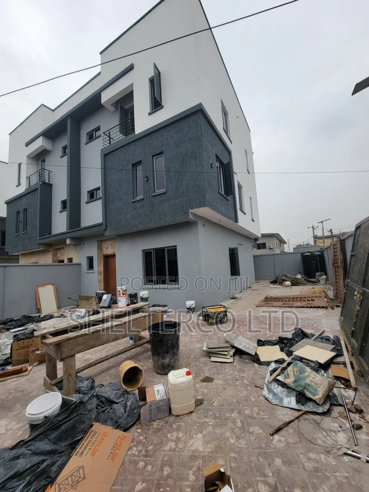 4bdrm Duplex in Estate, Agidingbi for sale in Agidingbi
