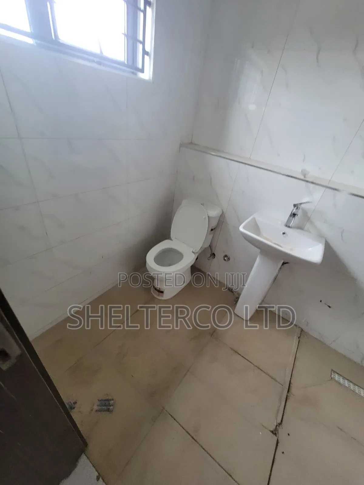 4bdrm Duplex in Estate, Agidingbi for sale in Agidingbi