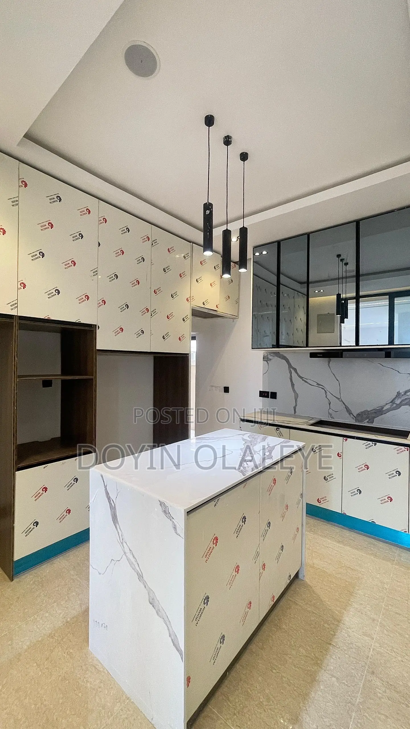 5bdrm Duplex in Osapa london for sale in Osapa london