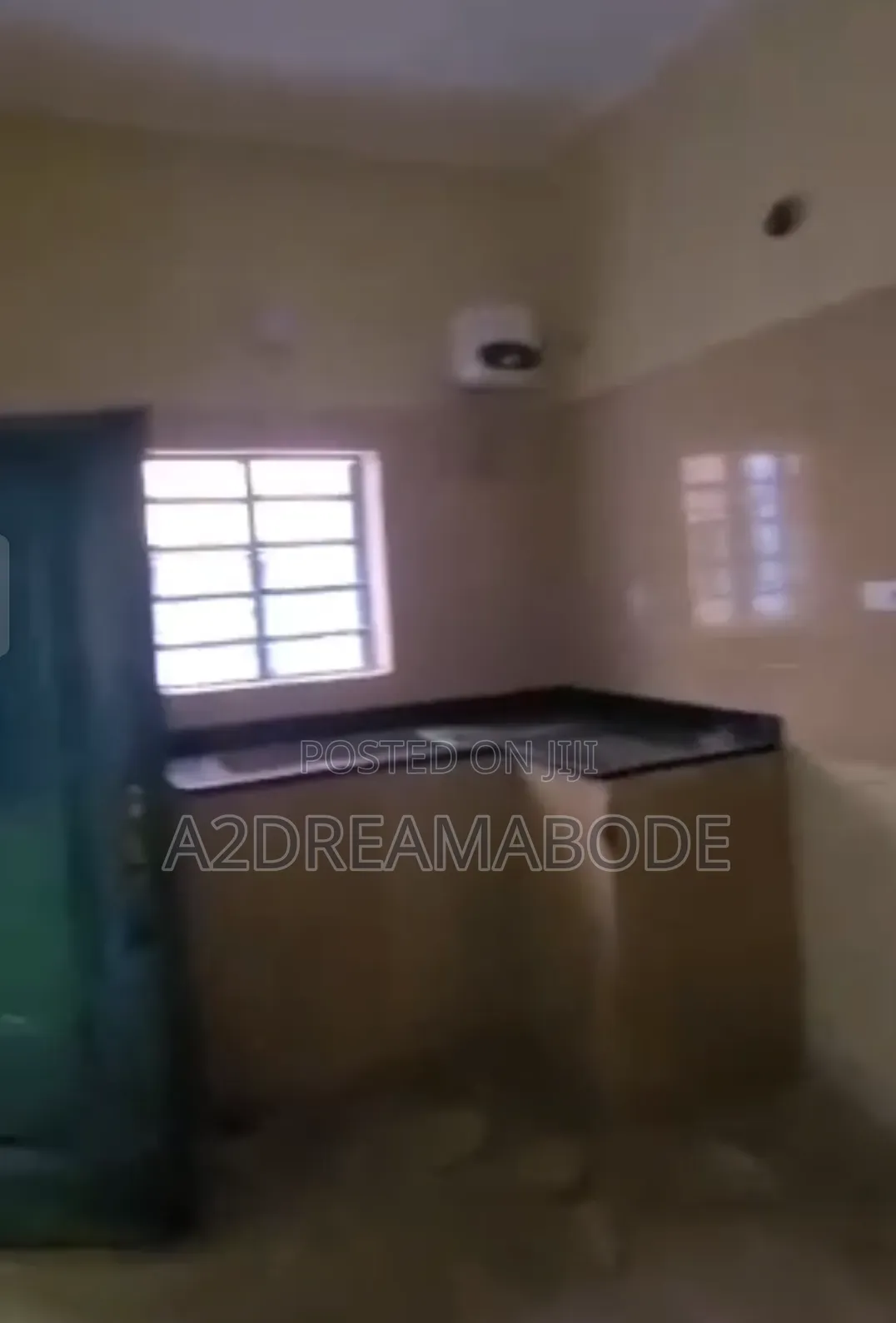3bdrm Apartment in Alagomeji for rent in Alagomeji