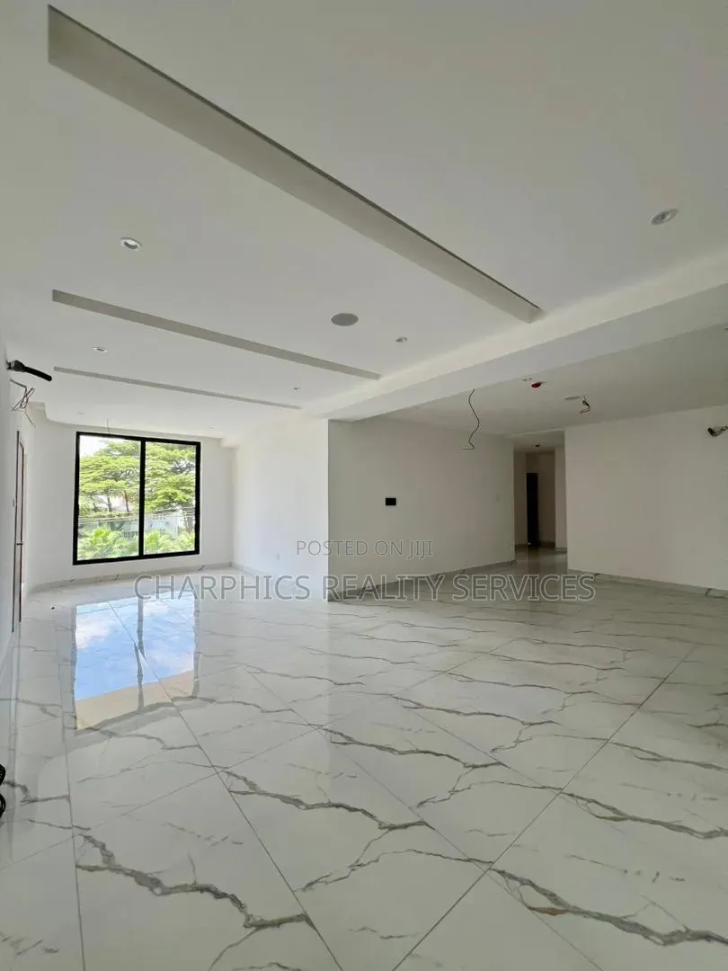 3bdrm Apartment in Lekki Phase 1 for sale in Lekki Phase 1