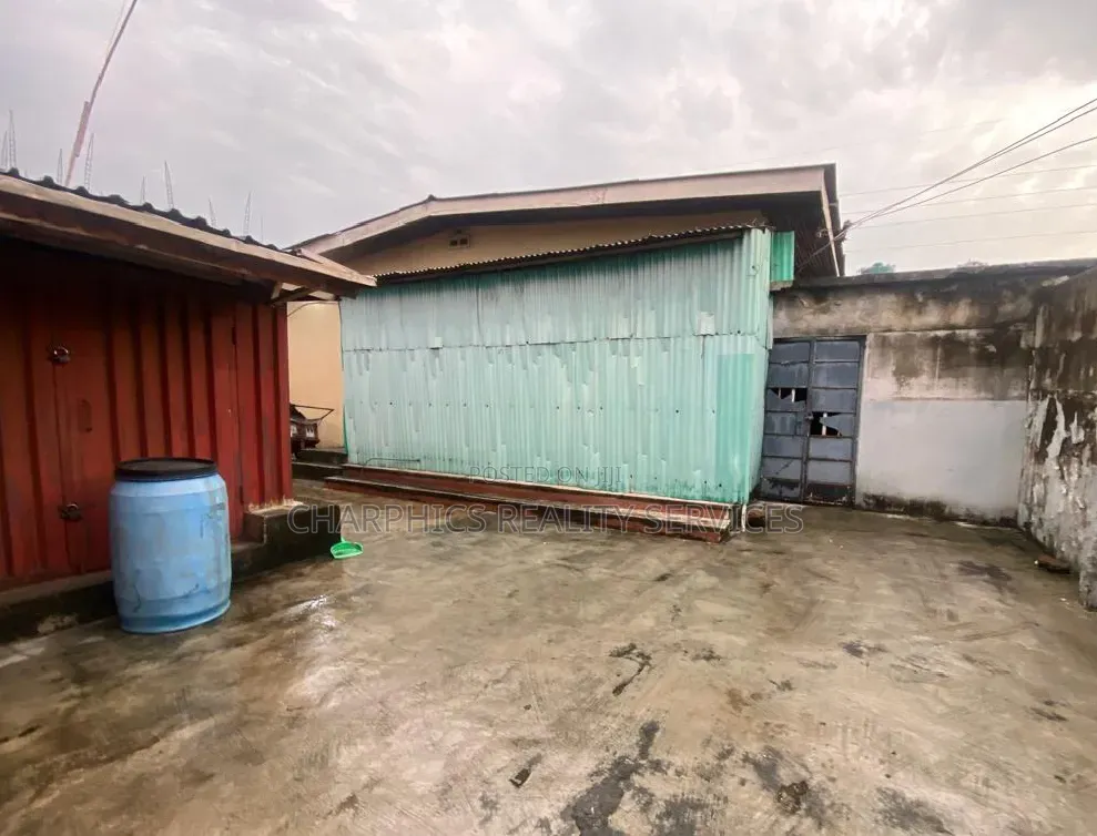 770sqm of Land With a Bungalow @Along Adeniyi Jones Ikeja in Adeniyi Jones