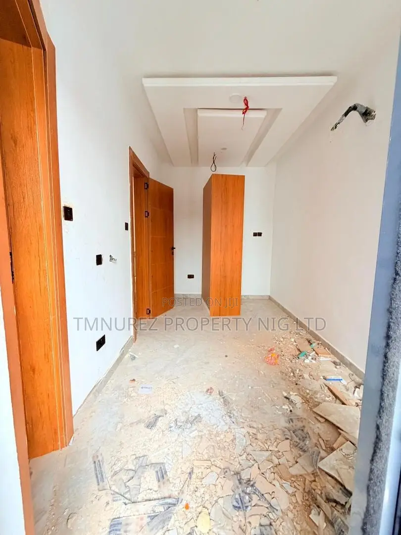 4bdrm Duplex in Ikeja for sale in Ikeja