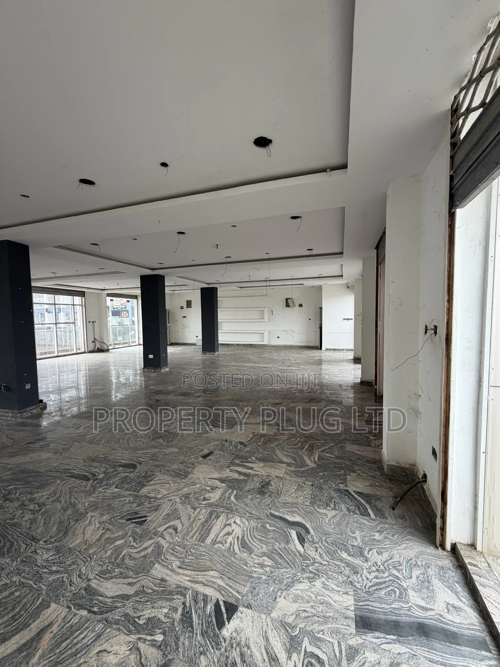 Massive Office Space for Rent in Kado