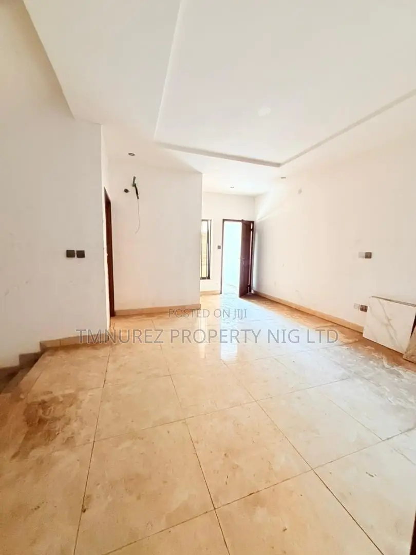 4bdrm Duplex in Ikeja for sale in Ikeja