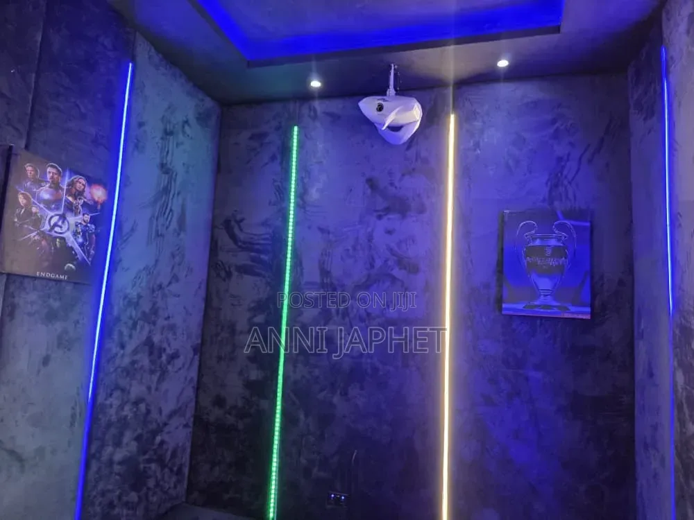 5bdrm Penthouse in Osapa, Lekki, Lagos Island / Lagos Island for sale in Lagos Island / Lagos Island