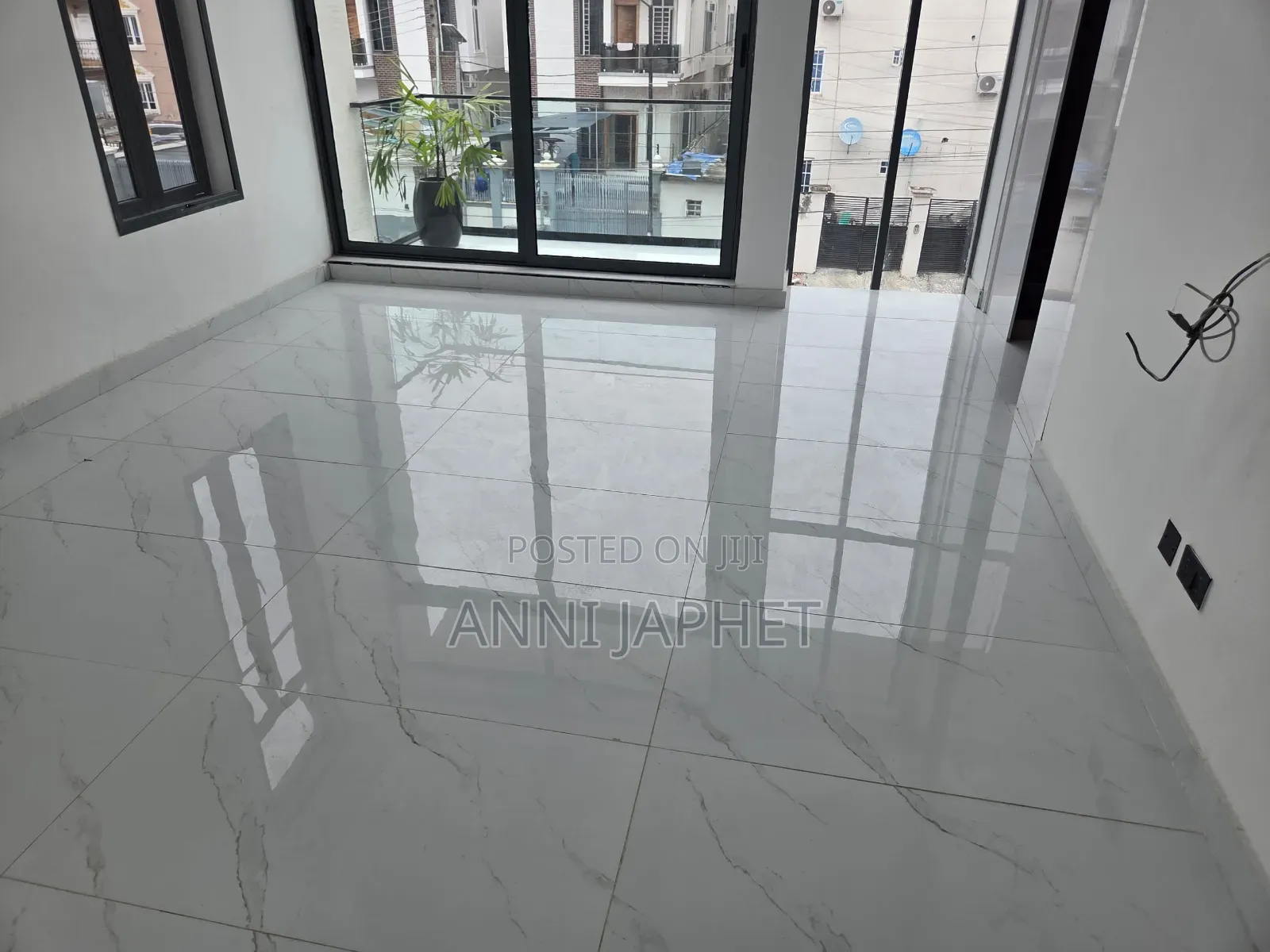 5bdrm Penthouse in Osapa, Lekki, Lagos Island / Lagos Island for sale in Lagos Island / Lagos Island