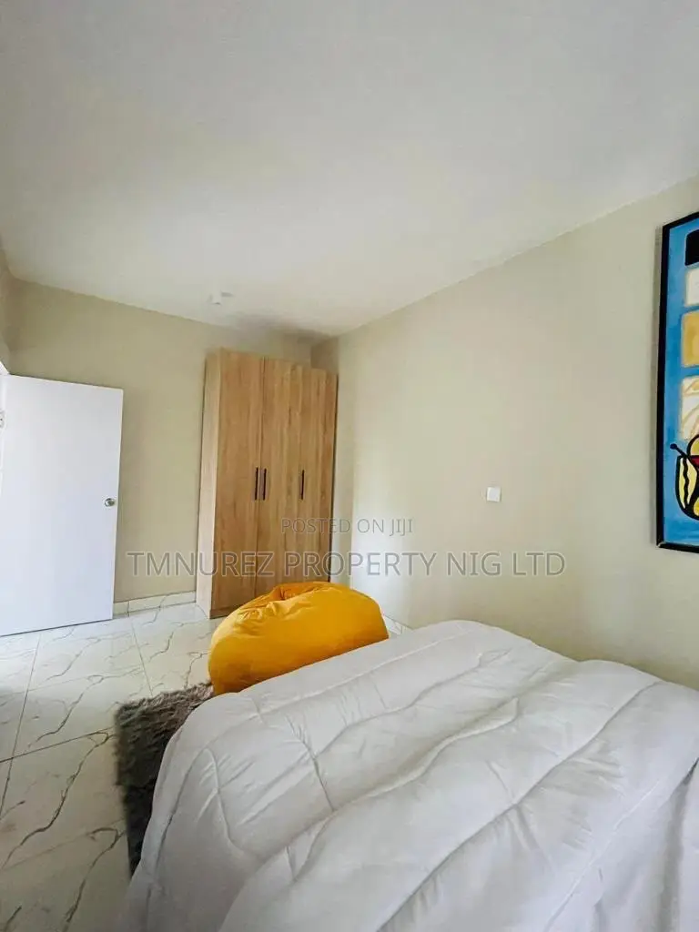Furnished 2bdrm Apartment in Surulere for sale in Surulere