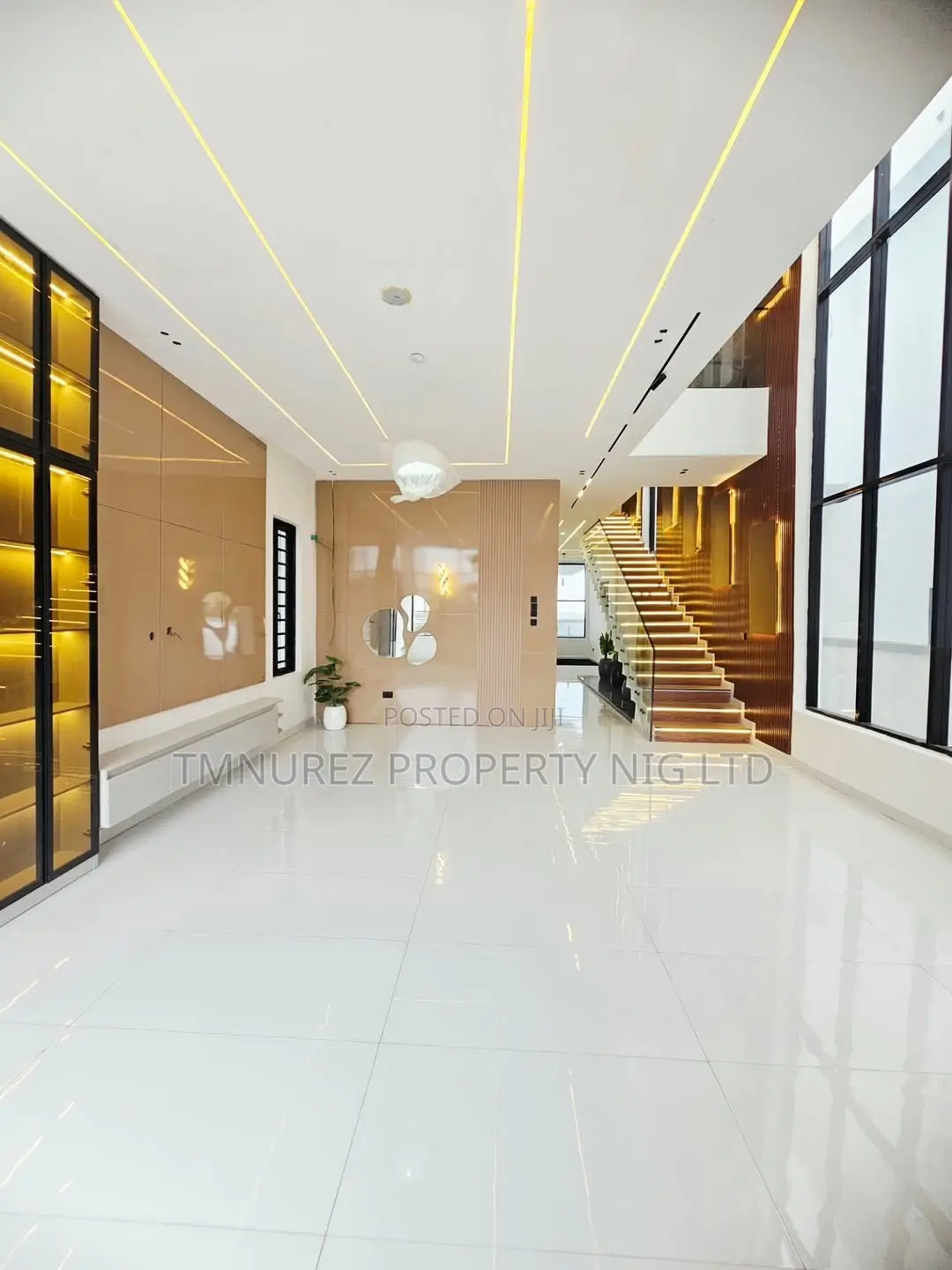 5bdrm Duplex in Off Lekki-Epe Expressway for sale in Off Lekki-Epe Expressway