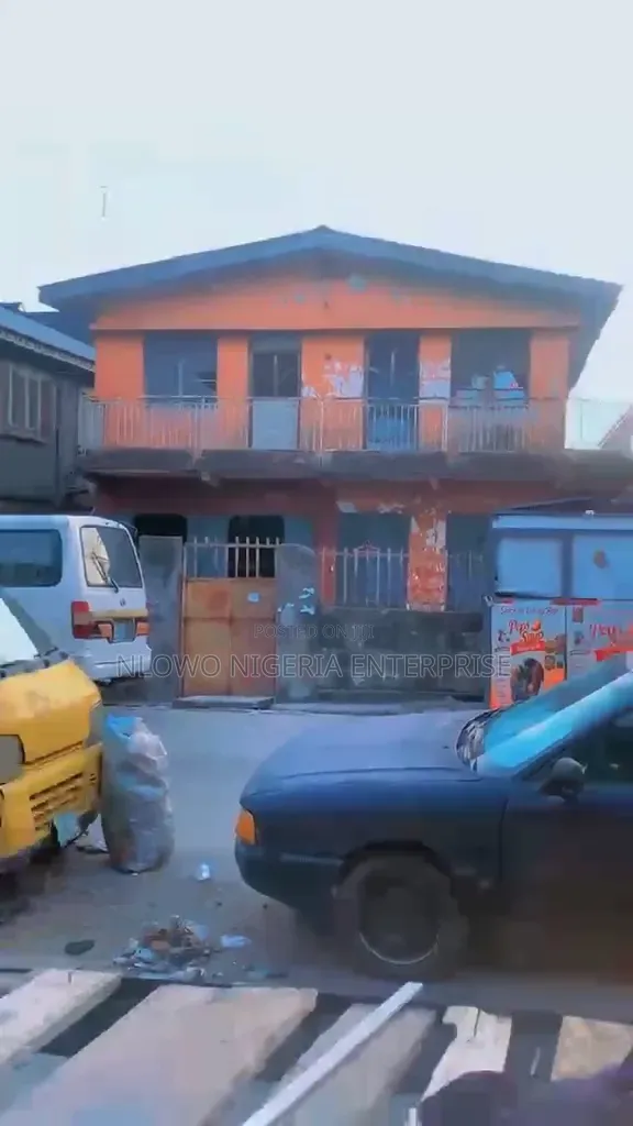 2bdrm Block of Flats in Shomolu Estate for sale in Bariga / Shomolu