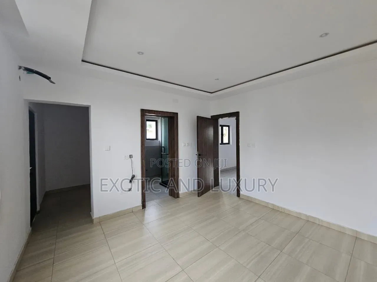 4bdrm Duplex in Parkview Estate for sale in Parkview Estate