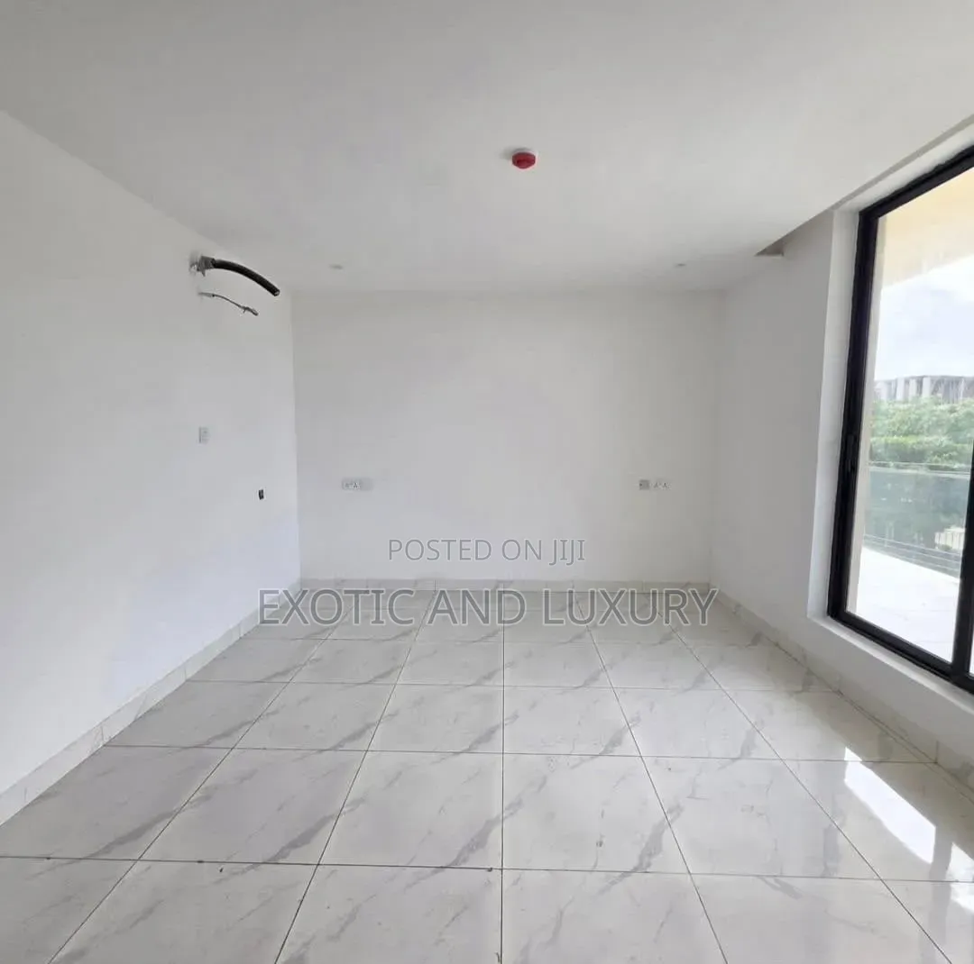 3bdrm Duplex in Lekki for sale in Lekki Phase 1
