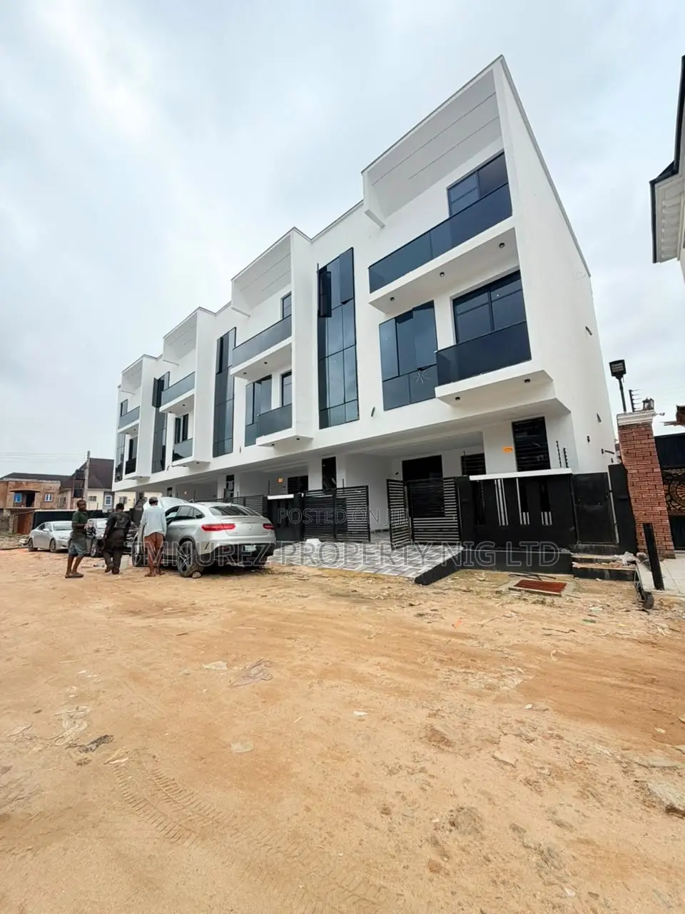 4bdrm Duplex in Ago Palace for sale in Ago Palace