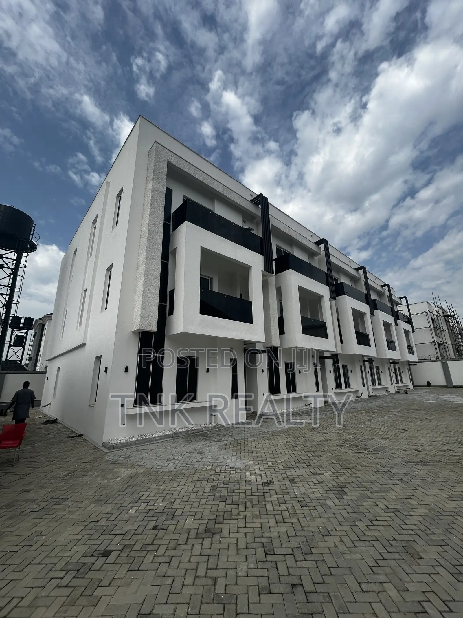 4bdrm Duplex in Jahi for sale in Jahi