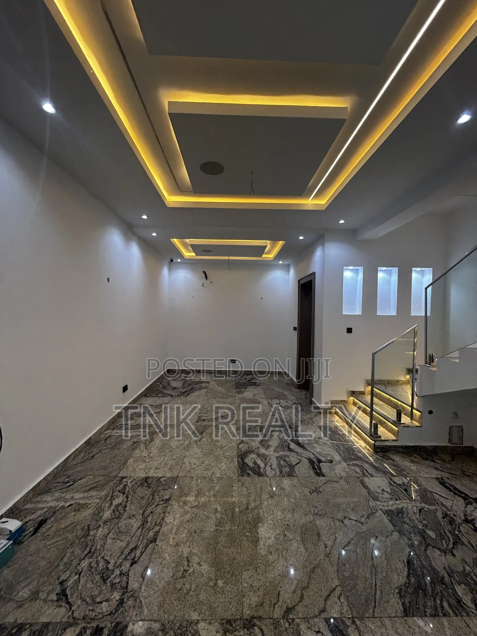 4bdrm Duplex in Jahi for sale in Jahi