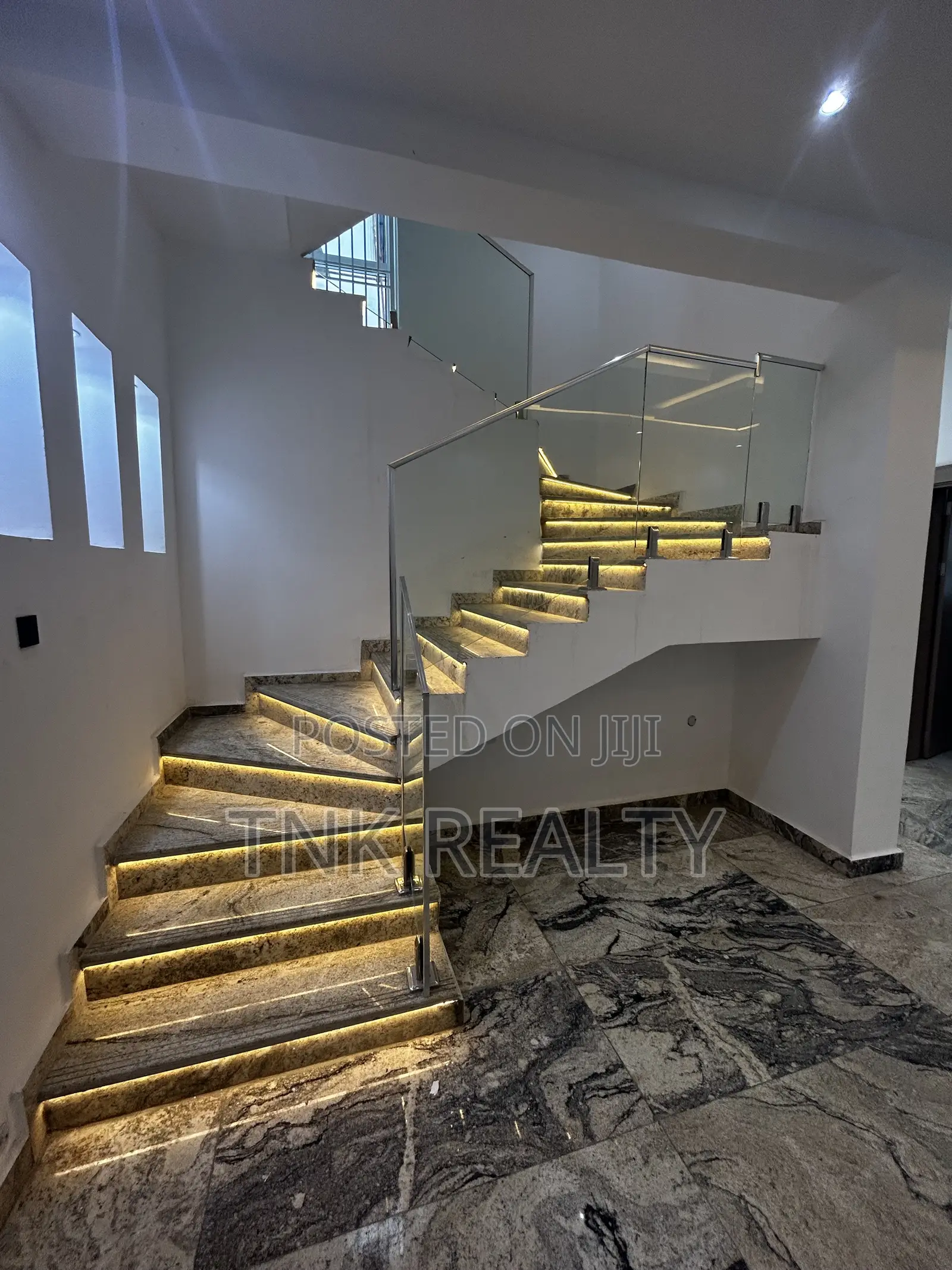 4bdrm Duplex in Jahi for sale in Jahi