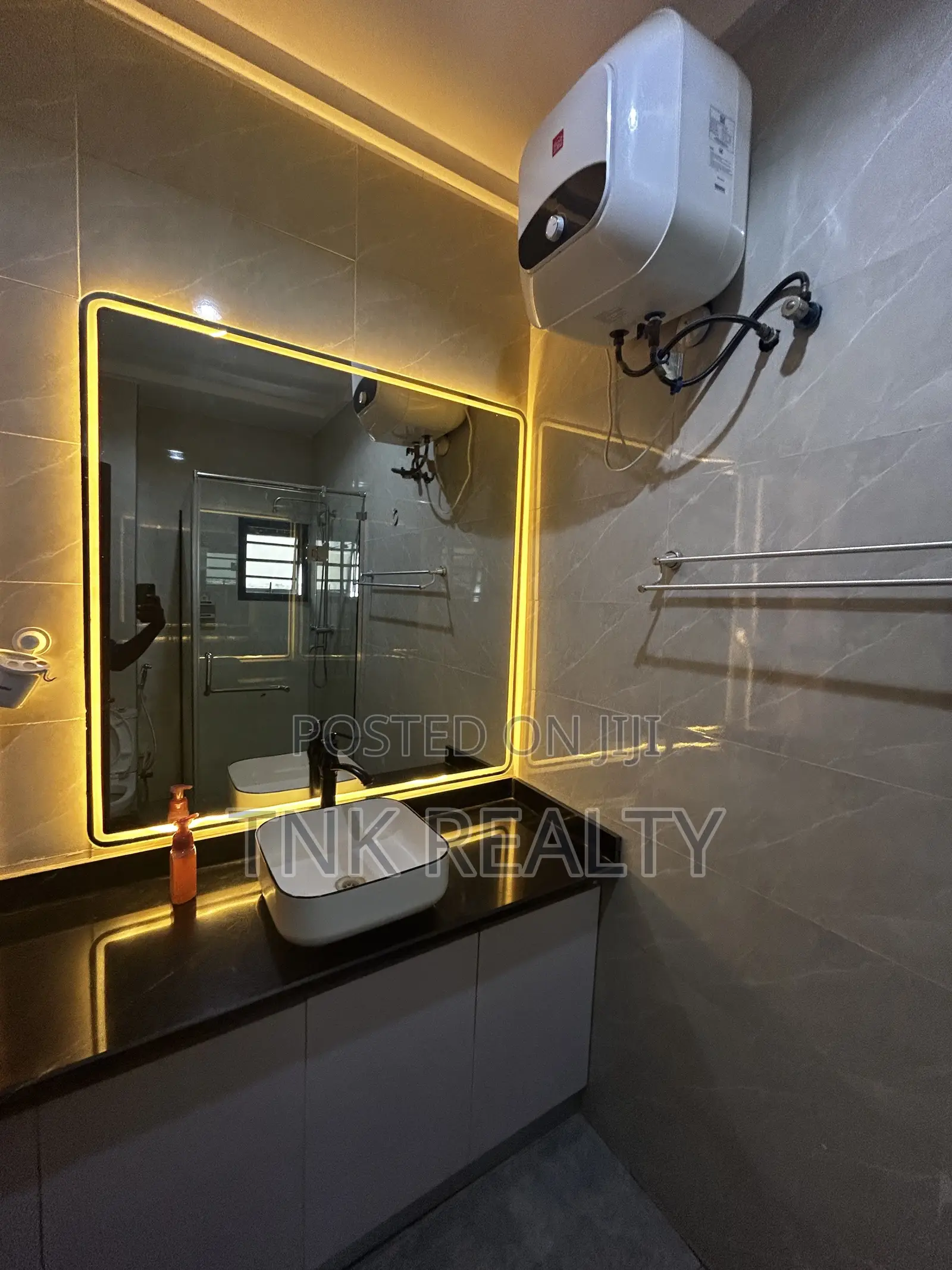 Semi Furnished 3bedroom Apartment for Sale in Jahi