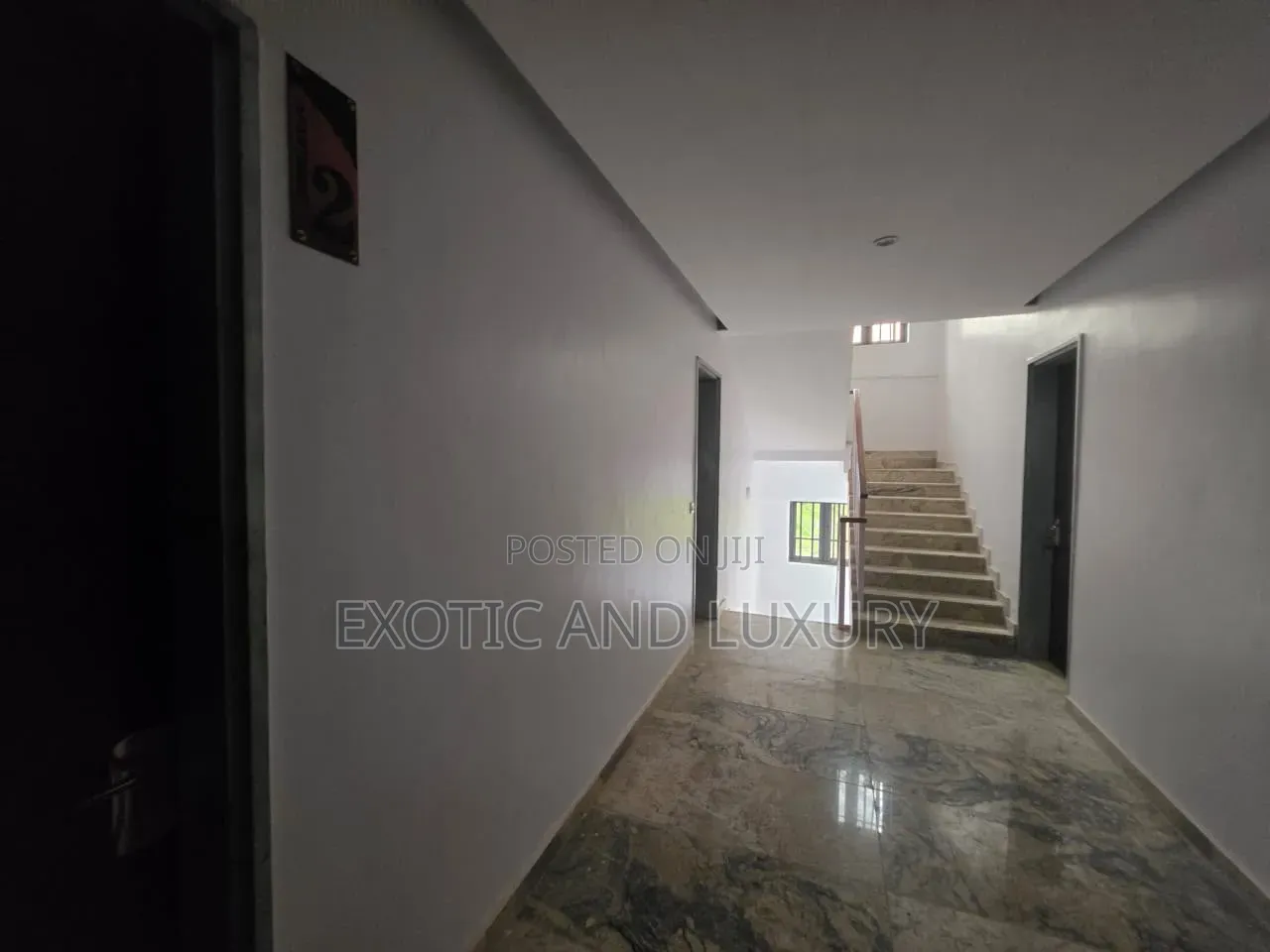 3bdrm Duplex in Parkview for sale in Parkview Estate
