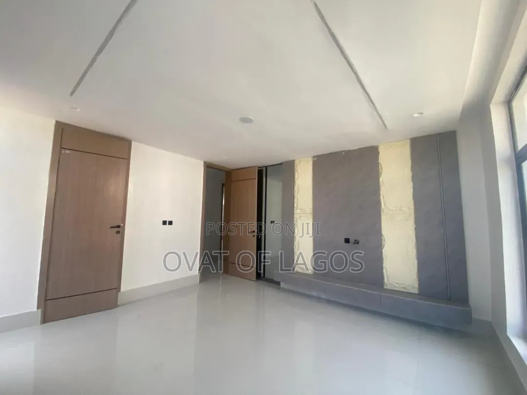 4bdrm House in VGC / Ajah for sale in VGC / Ajah