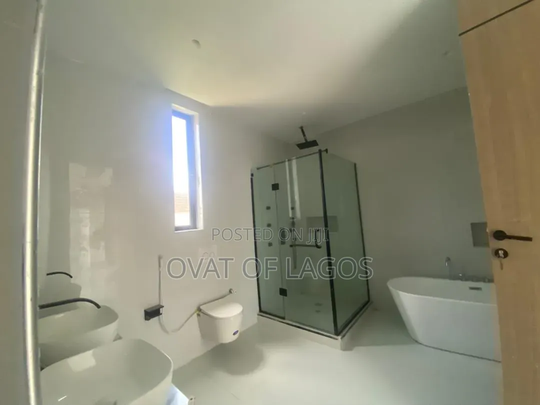 4bdrm House in VGC / Ajah for sale in VGC / Ajah