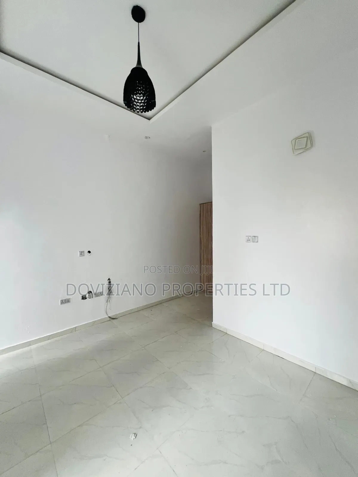 3bdrm Duplex in Ikota for rent in Ikota