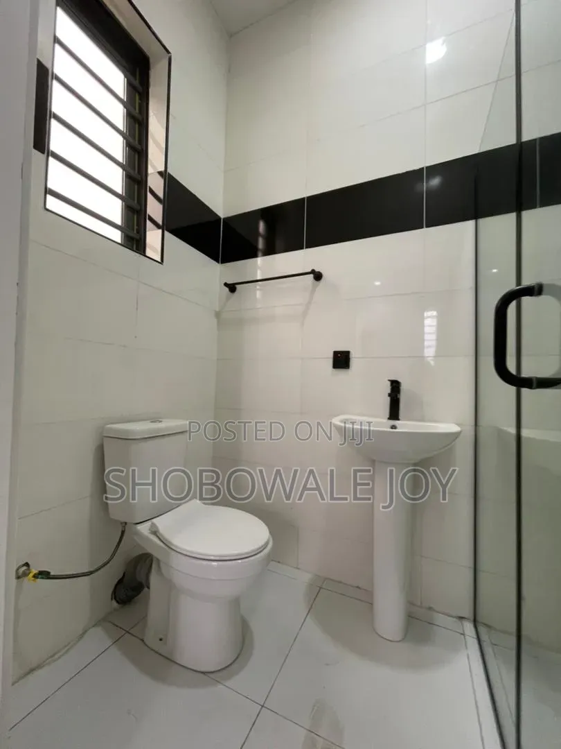 4bdrm Duplex in Idado, Lekki Expressway for sale in Lekki Expressway
