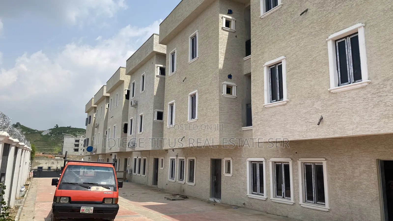4bdrm Townhouse/Terrace in Aso Radio, Katampe (Main) for sale in Katampe (Main)