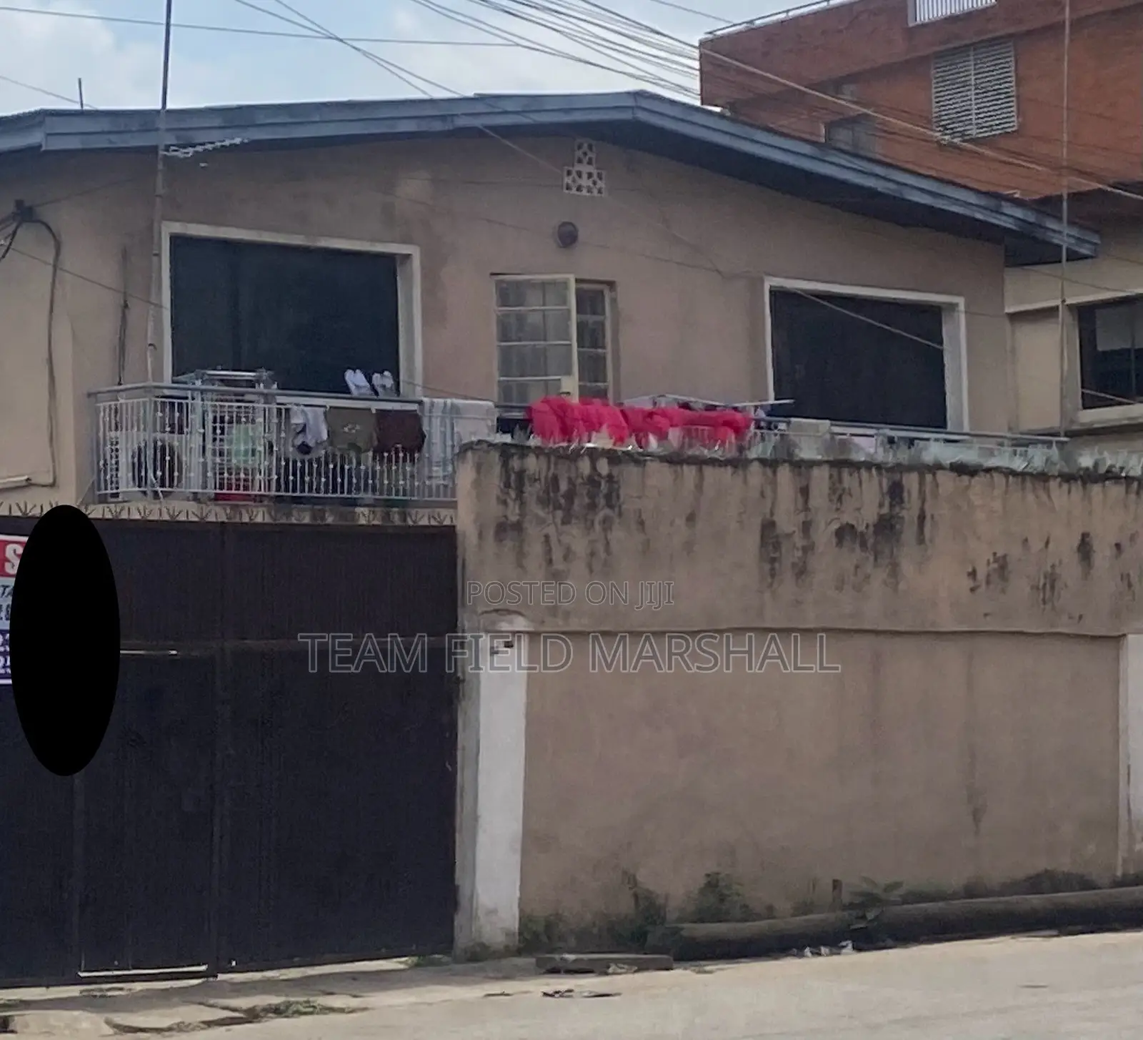 3bdrm Block of Flats in Ilupeju for sale in Ikorodu Road / Ilupeju