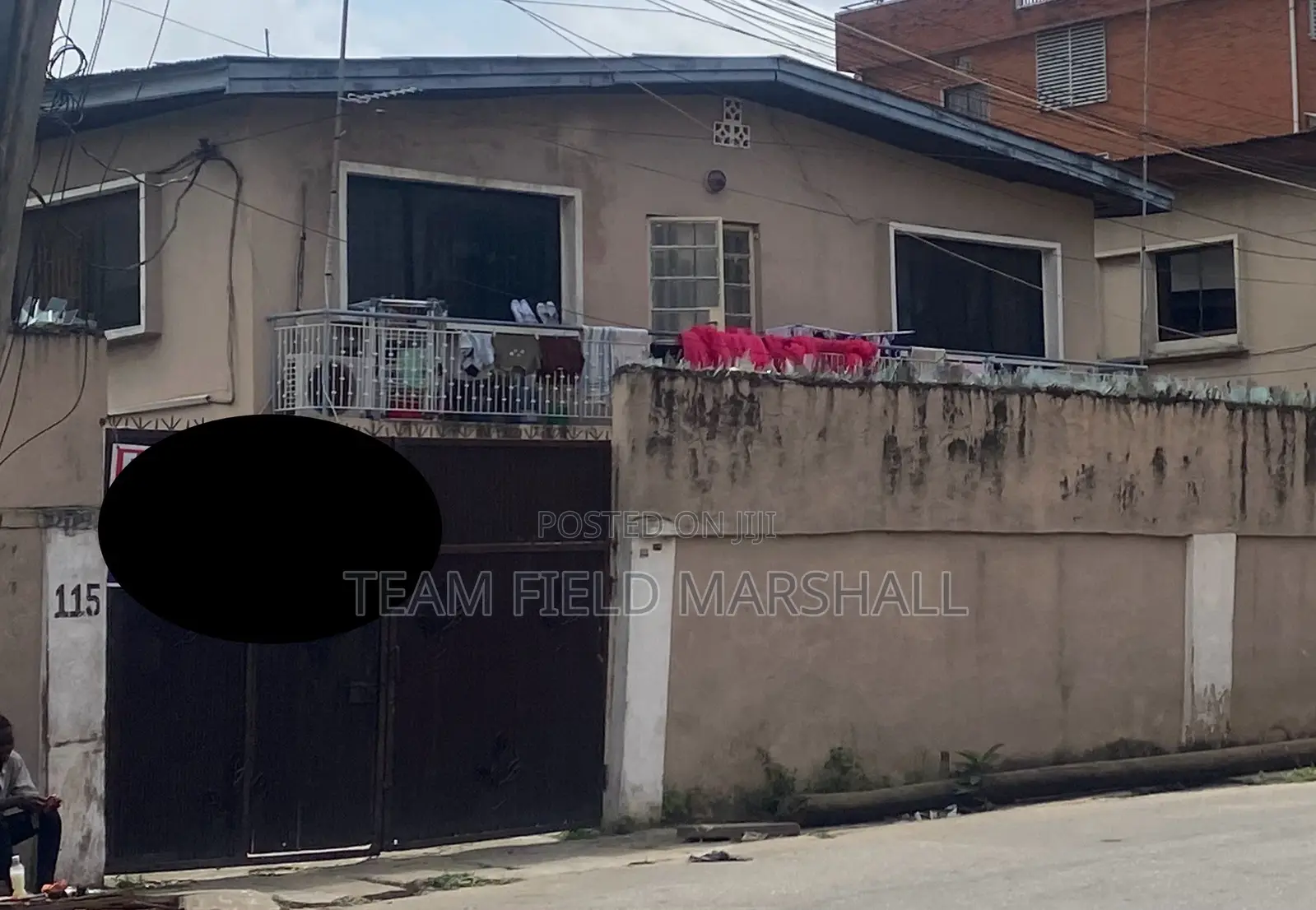 3bdrm Block of Flats in Ilupeju for sale in Ikorodu Road / Ilupeju