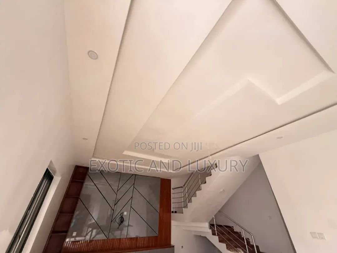 4bdrm Duplex in Silver Spring Estate, VGC / Ajah for sale in VGC / Ajah