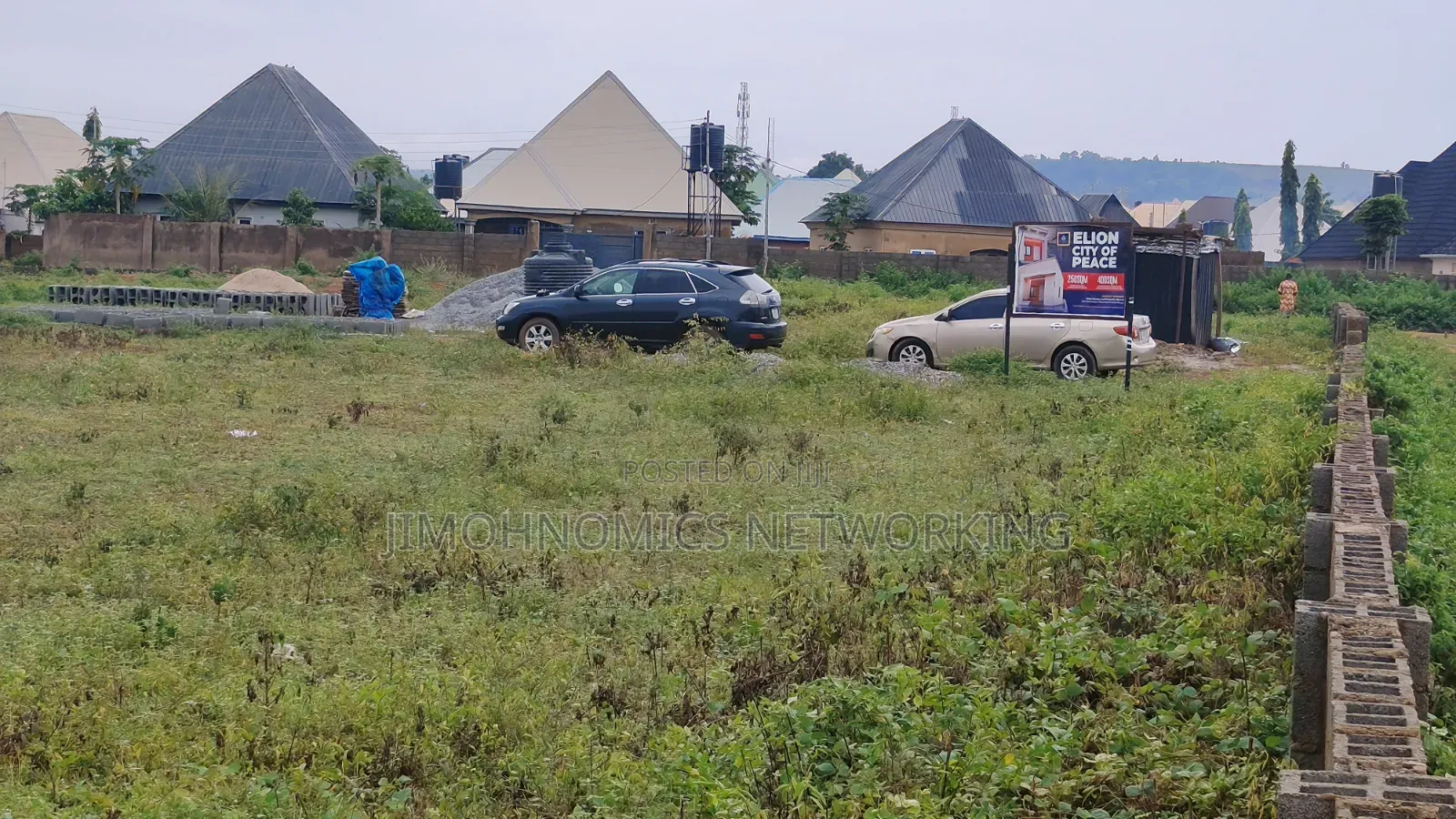 Land for Sale in Jikwoyi by Phase 4,Abuja in Phase 4 / Jikwoyi