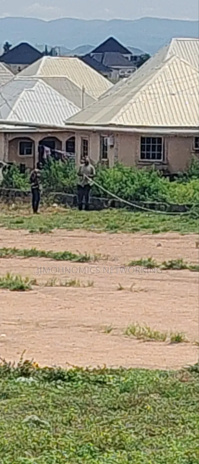 Land for Sale in Jikwoyi by Phase 4,Abuja in Phase 4 / Jikwoyi