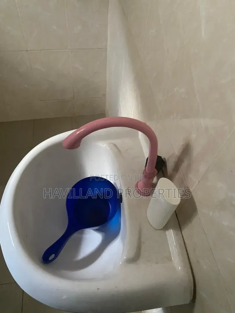 2bdrm Shared Apartment in Allen, Ikeja for rent in Allen Avenue