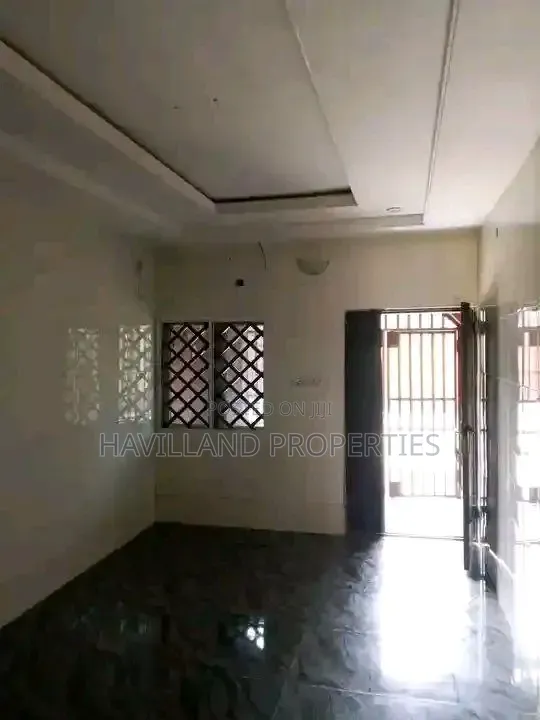 2bdrm Shared Apartment in Allen, Ikeja for rent in Allen Avenue