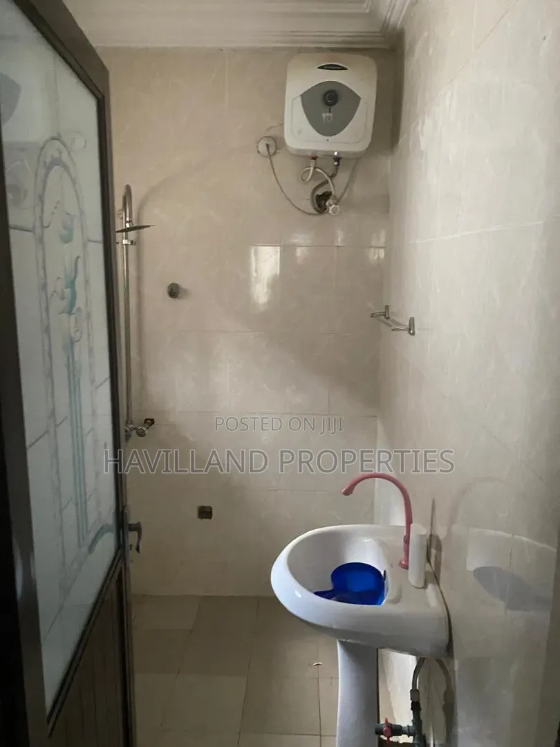 Furnished 4bdrm Shared Apartment in Williams Estate, Oke-Ira / Ogba in Oke-Ira / Ogba