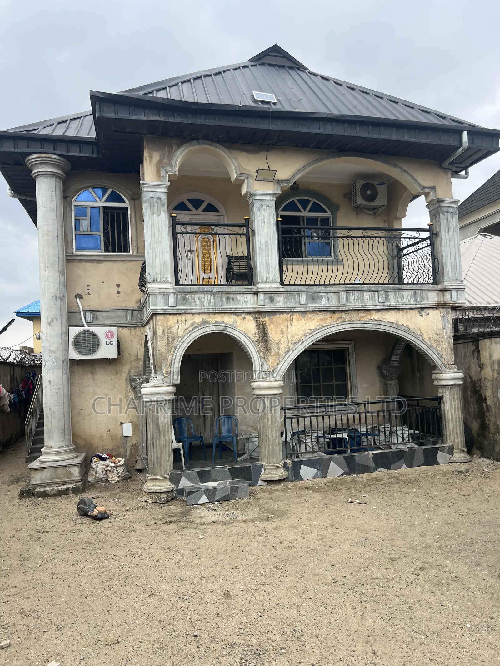 3bdrm Block of Flats in Okokomaiko for sale in Okokomaiko