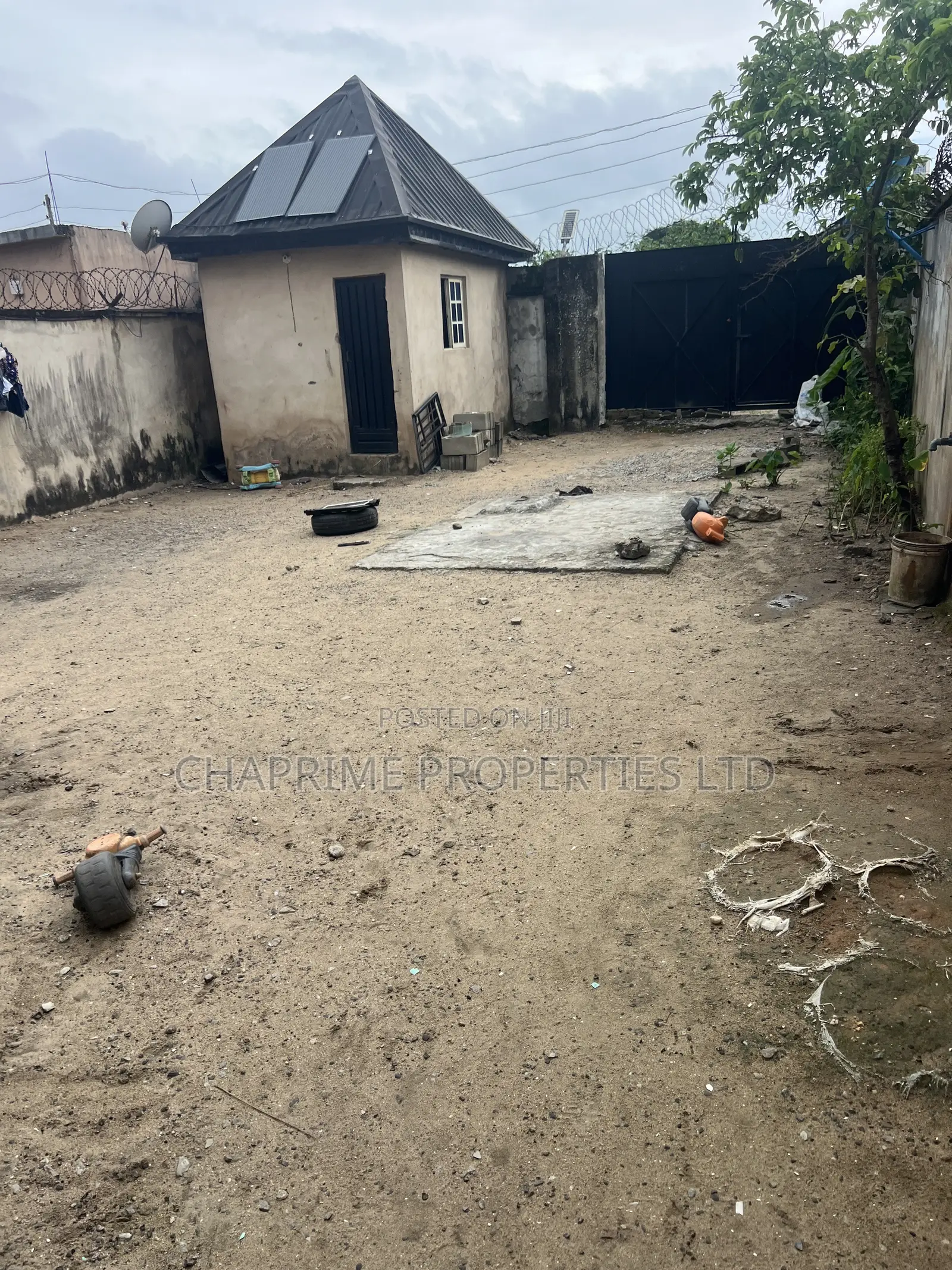 3bdrm Block of Flats in Okokomaiko for sale in Okokomaiko