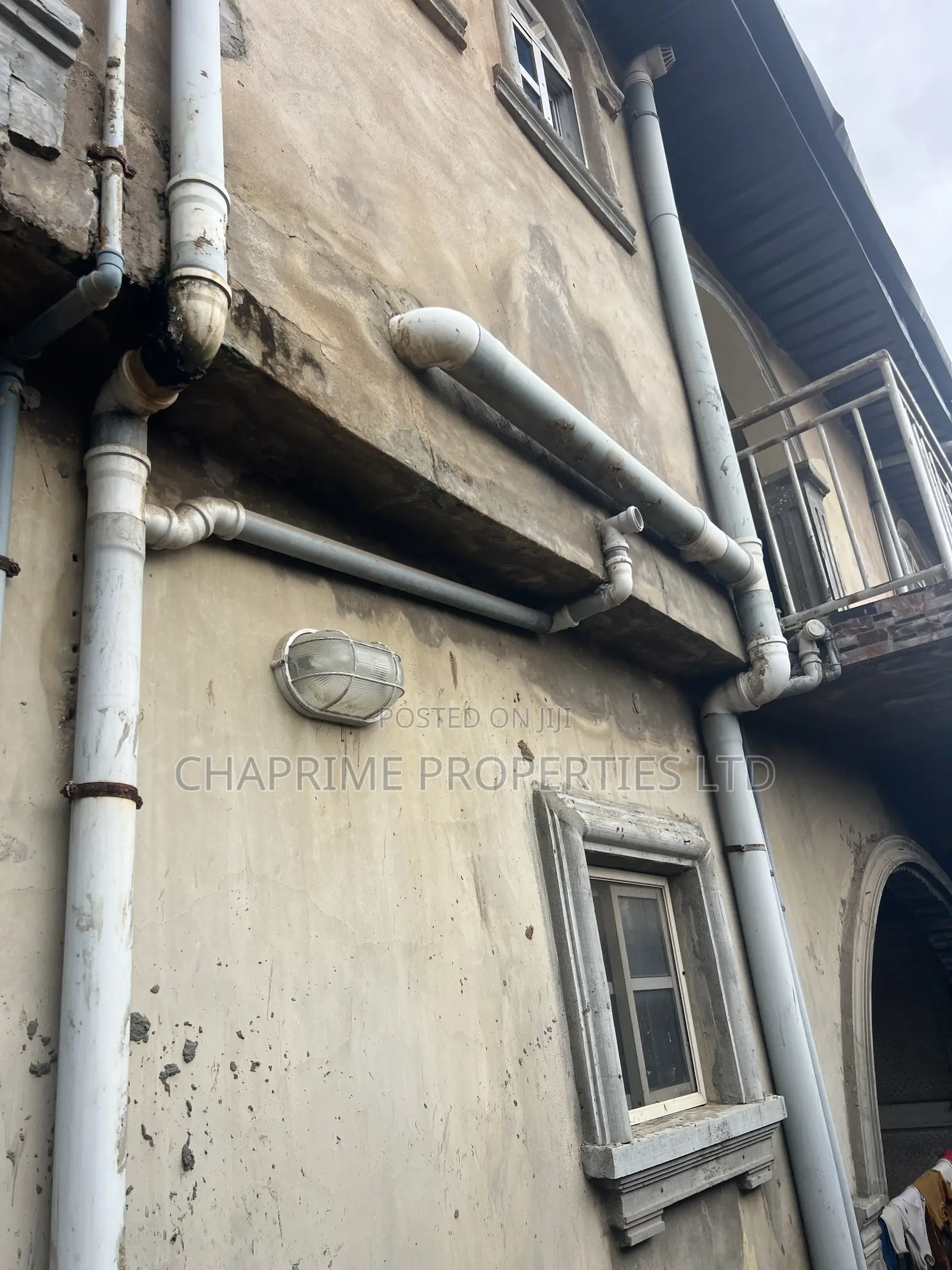 3bdrm Block of Flats in Okokomaiko for sale in Okokomaiko