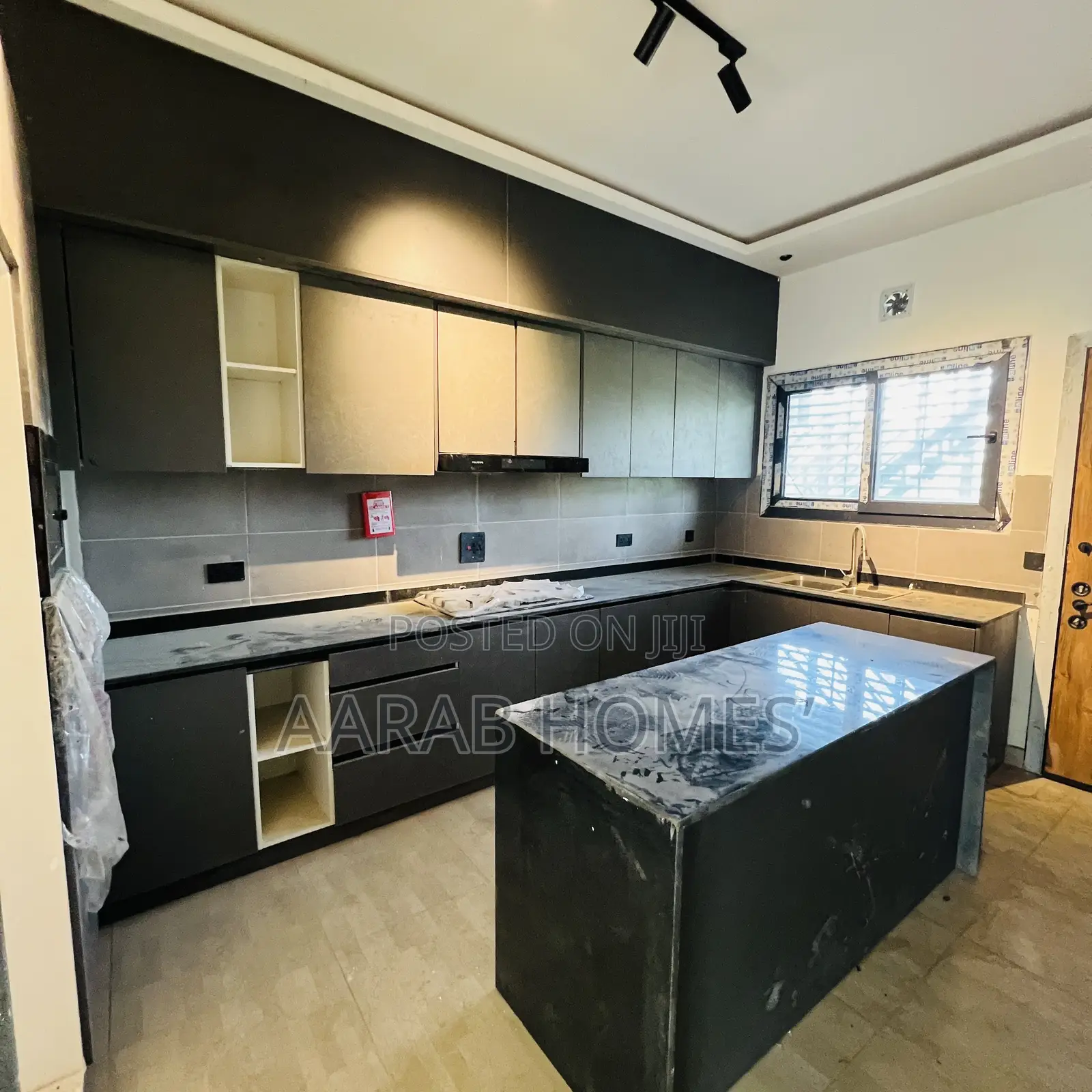 3bdrm Block of Flats in Gwarinpa for rent in Gwarinpa