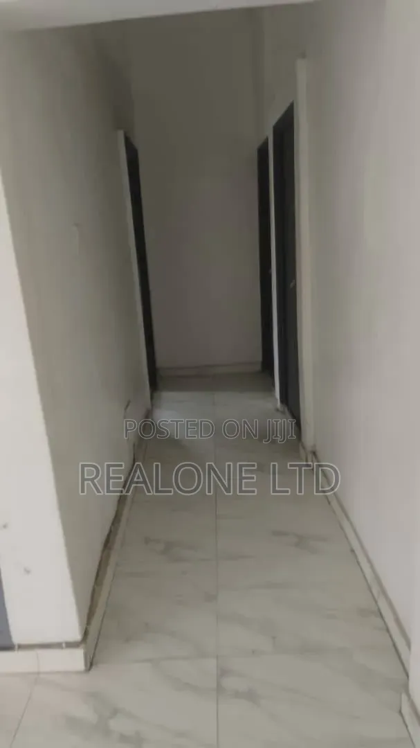 3bdrm Apartment in Ikota for rent in Ikota